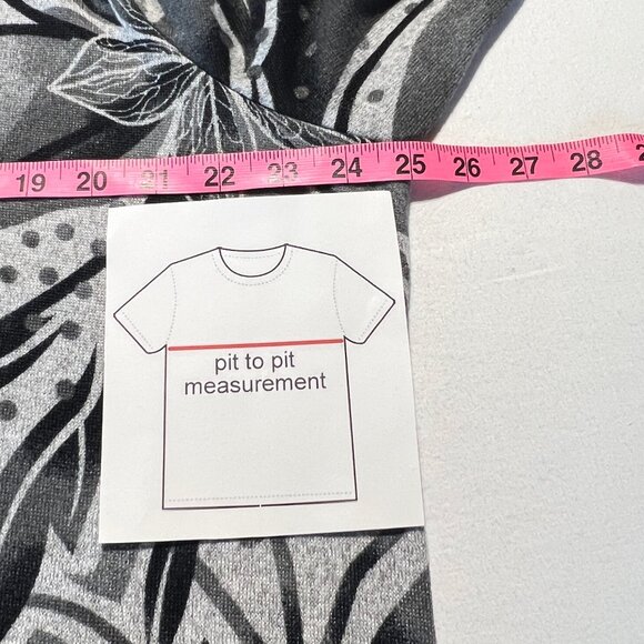 🍂 Laura Plus 1X Tunic – Cozy Fall Elegance with a Touch of Sparkle ✨ - Picture 8 of 9